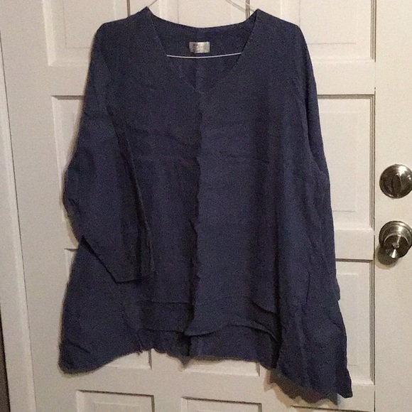 MoSaic brand Asymmetrical Blouse - Picture 1 of 14